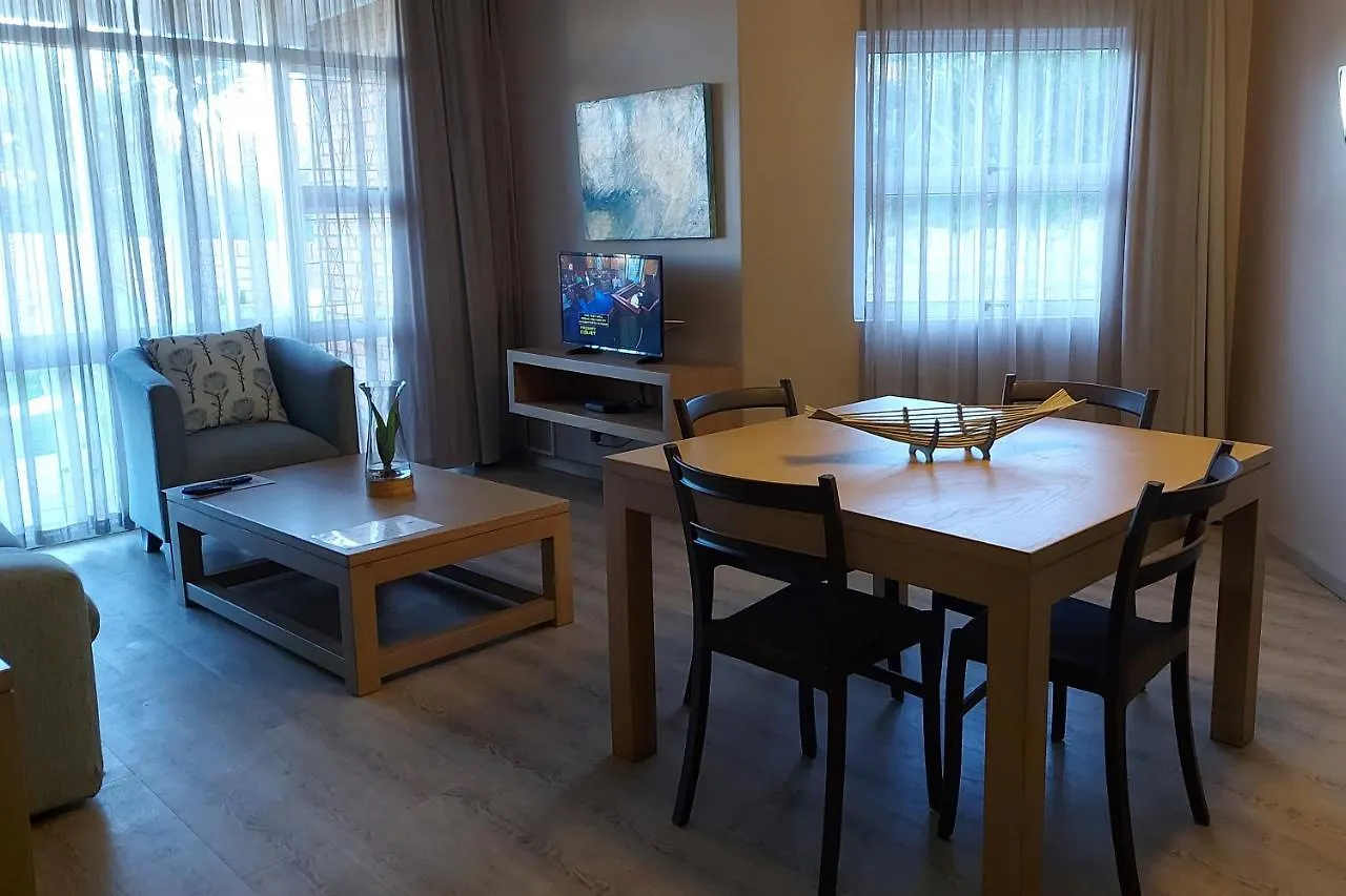 First Group Brookes Hill Suites Port Elizabeth 0*,  South Africa